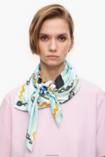 ⁦كو Bimba Y Lola الزهور الهندسية وشاح الشعار ماء 24BTV4627 مُكَمِّلات⁩ - الصورة ⁦2⁩