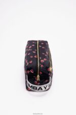 ⁦كو Bimba Y Lola علبة مكياج كبيرة مستطيلة الشكل مطبوع عليها قلوب أسود 24BTV41087 مُكَمِّلات⁩ - الصورة ⁦2⁩