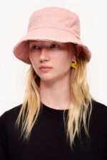 ⁦كو Bimba Y Lola قبعة دلو مغسولة لون القرنفل 24BTV4860 مُكَمِّلات⁩ - الصورة ⁦4⁩
