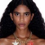 كو Bimba Y Lola قلادة الراتنج المرجان 24BTV4702 مُكَمِّلات