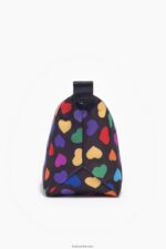 ⁦كو Bimba Y Lola قلوب طباعة علبة مكياج شبه منحرف النايلون أسود 24BTV41116 مُكَمِّلات⁩ - الصورة ⁦5⁩