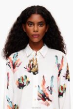 ⁦كو Bimba Y Lola قميص طباعة المرجان عاج 24BTV4330 ملابس⁩ - الصورة ⁦4⁩
