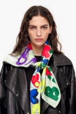⁦كو Bimba Y Lola وشاح بشعار القلوب نعناع 24BTV4615 مُكَمِّلات⁩ - الصورة ⁦2⁩